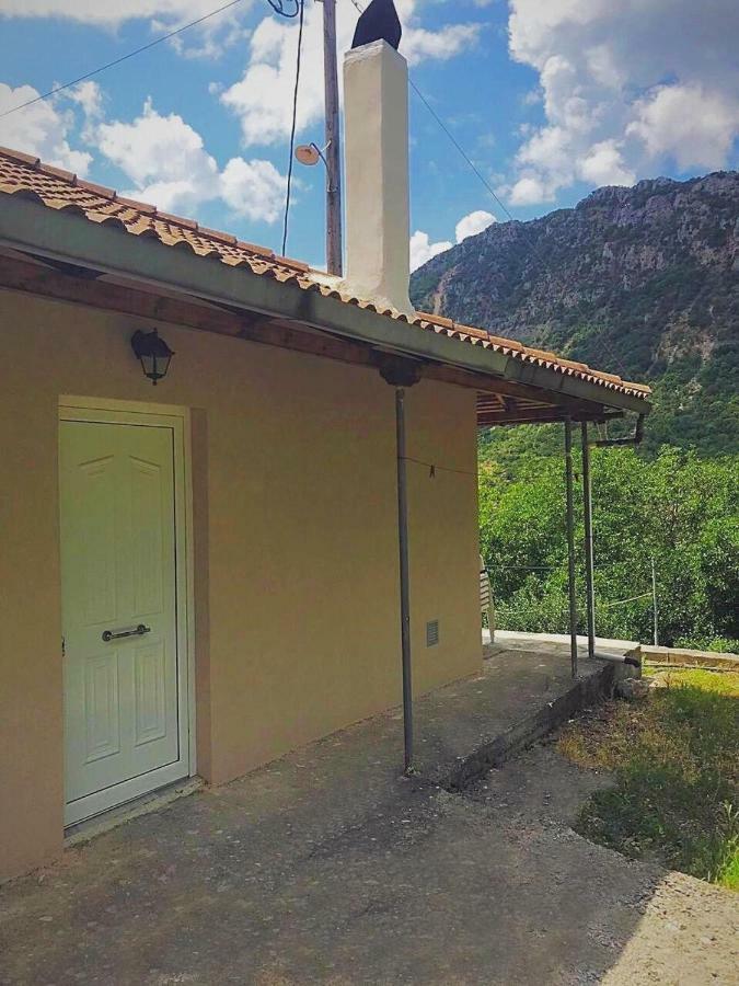 Thanasis House Димицана Екстериор снимка